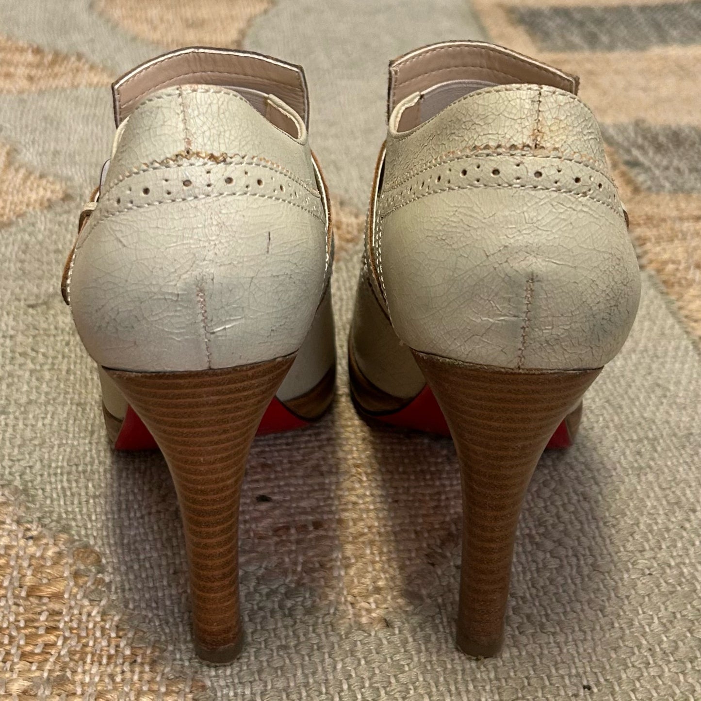 Oh Deer Size 8 Heels