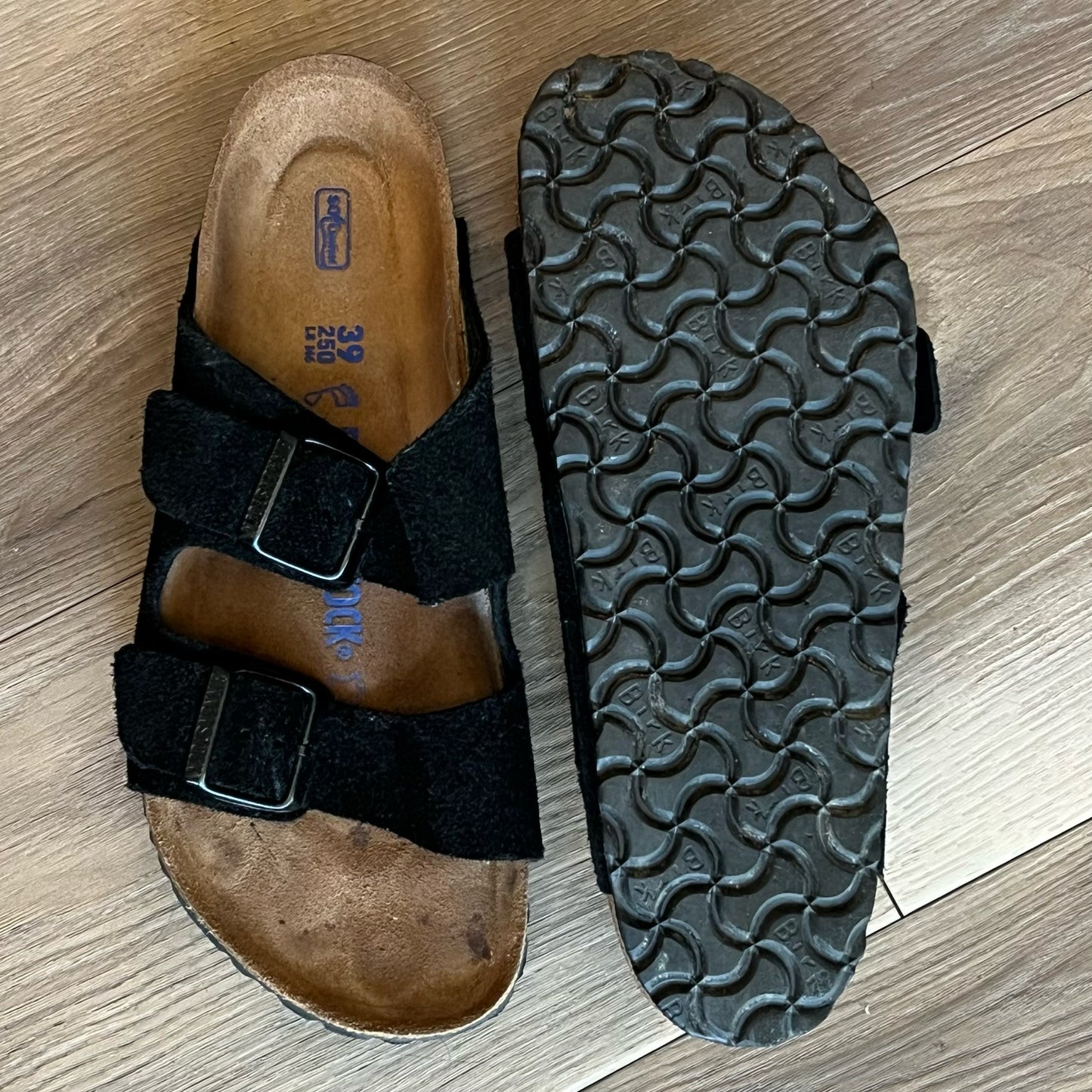 Birkenstock Size 39 Sandals
