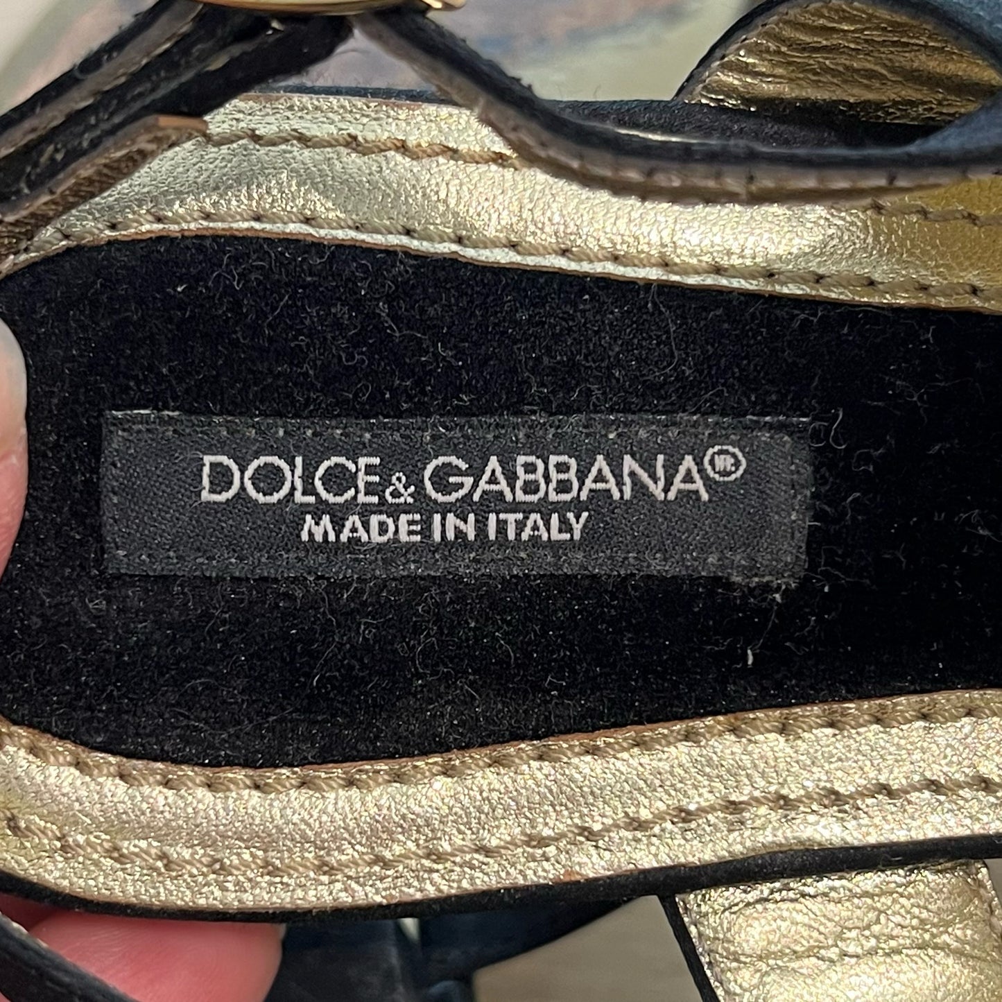 Dolce & Gabbana Size 37 Sandals