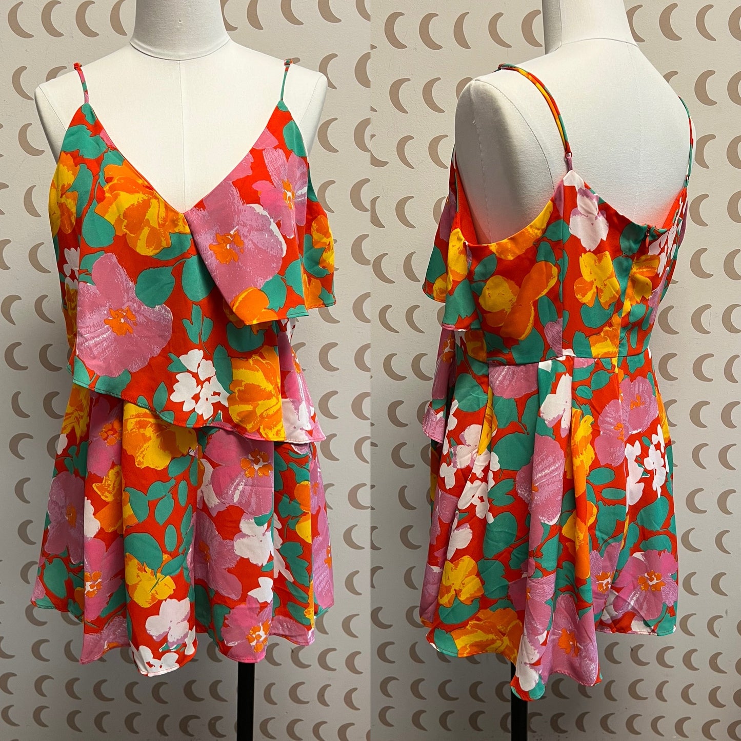 Sugar + Lips Size Large Romper