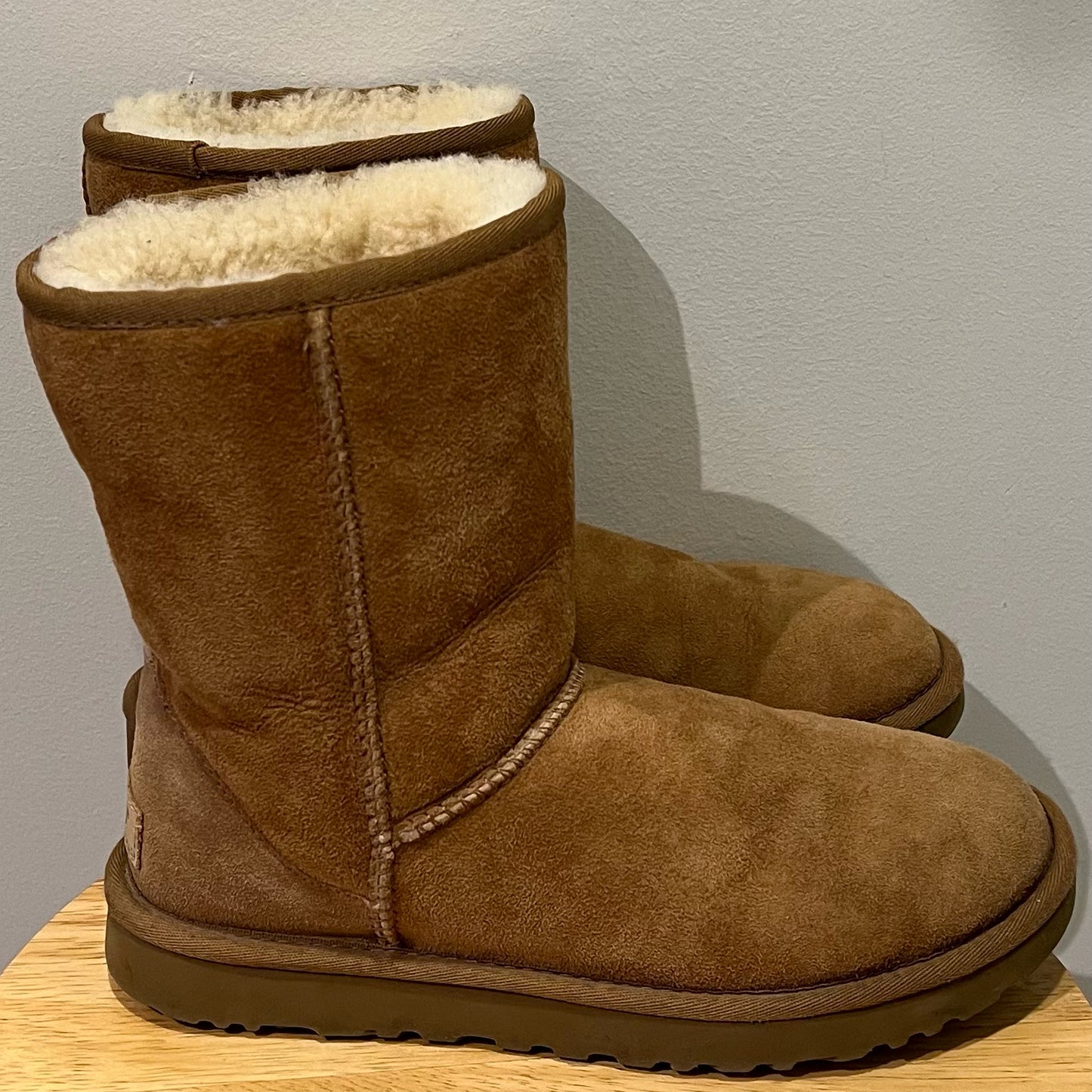 UGG Size 8 Boots