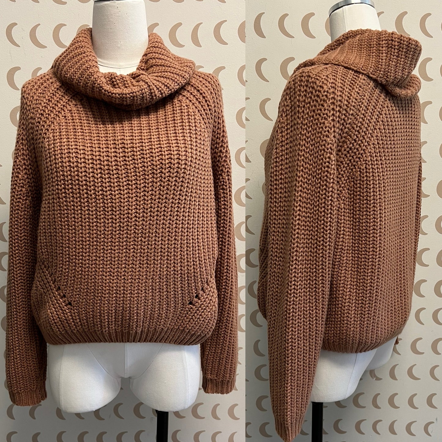 Moon & Madison Size Small Sweater