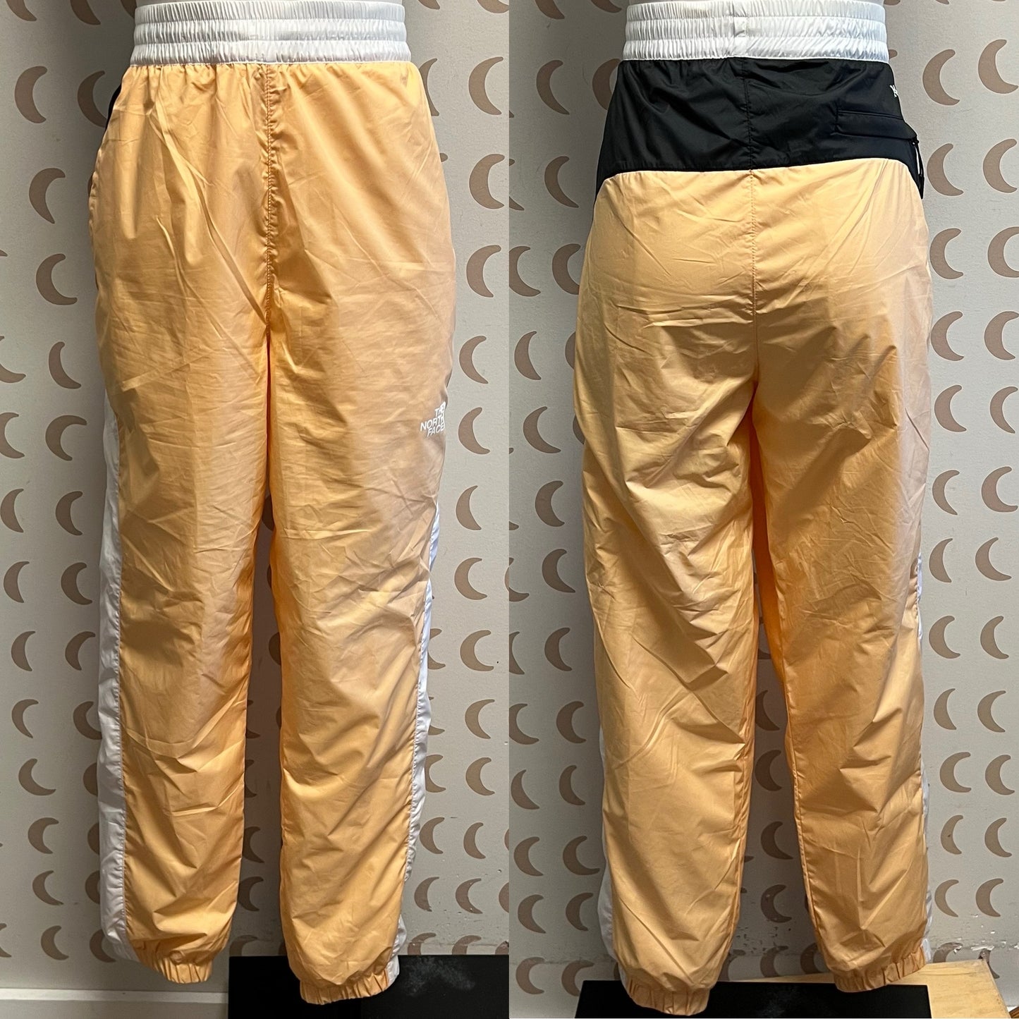 The North Face Size Large 2-Piece Set