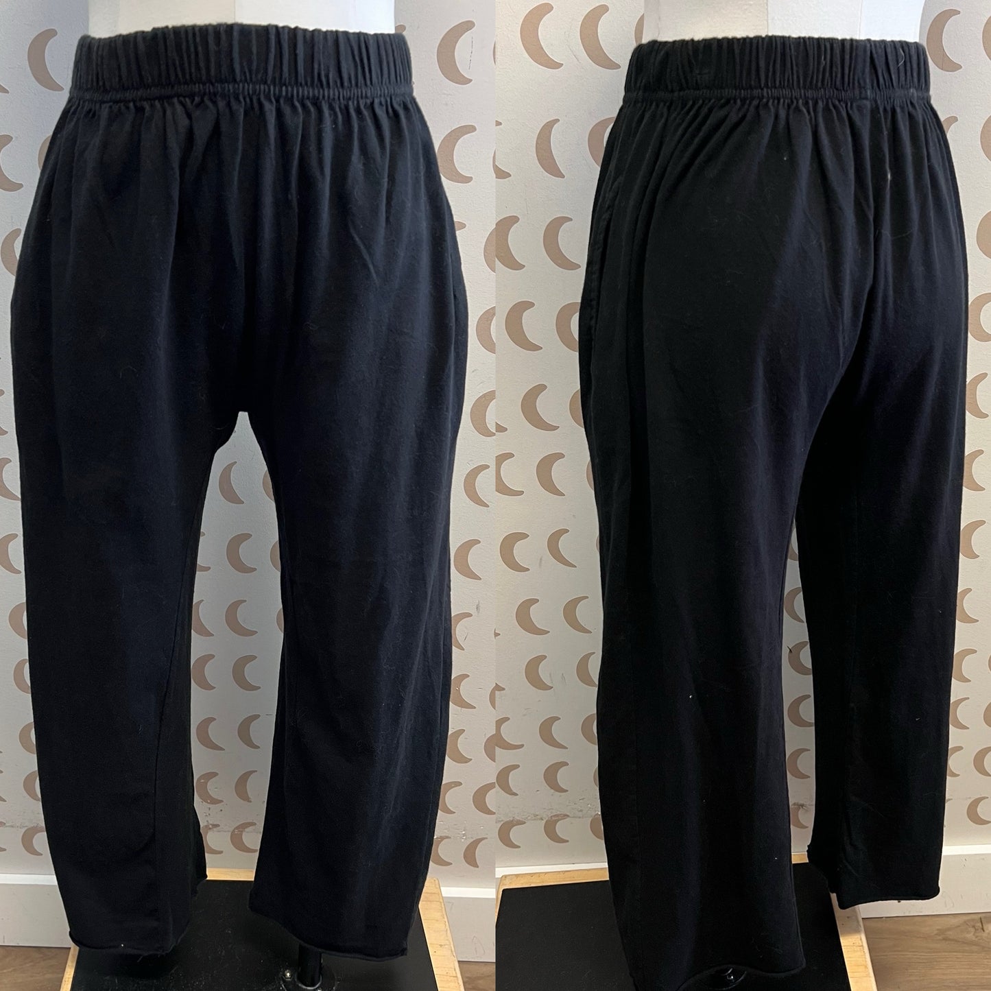 wol hide Size Small Pants