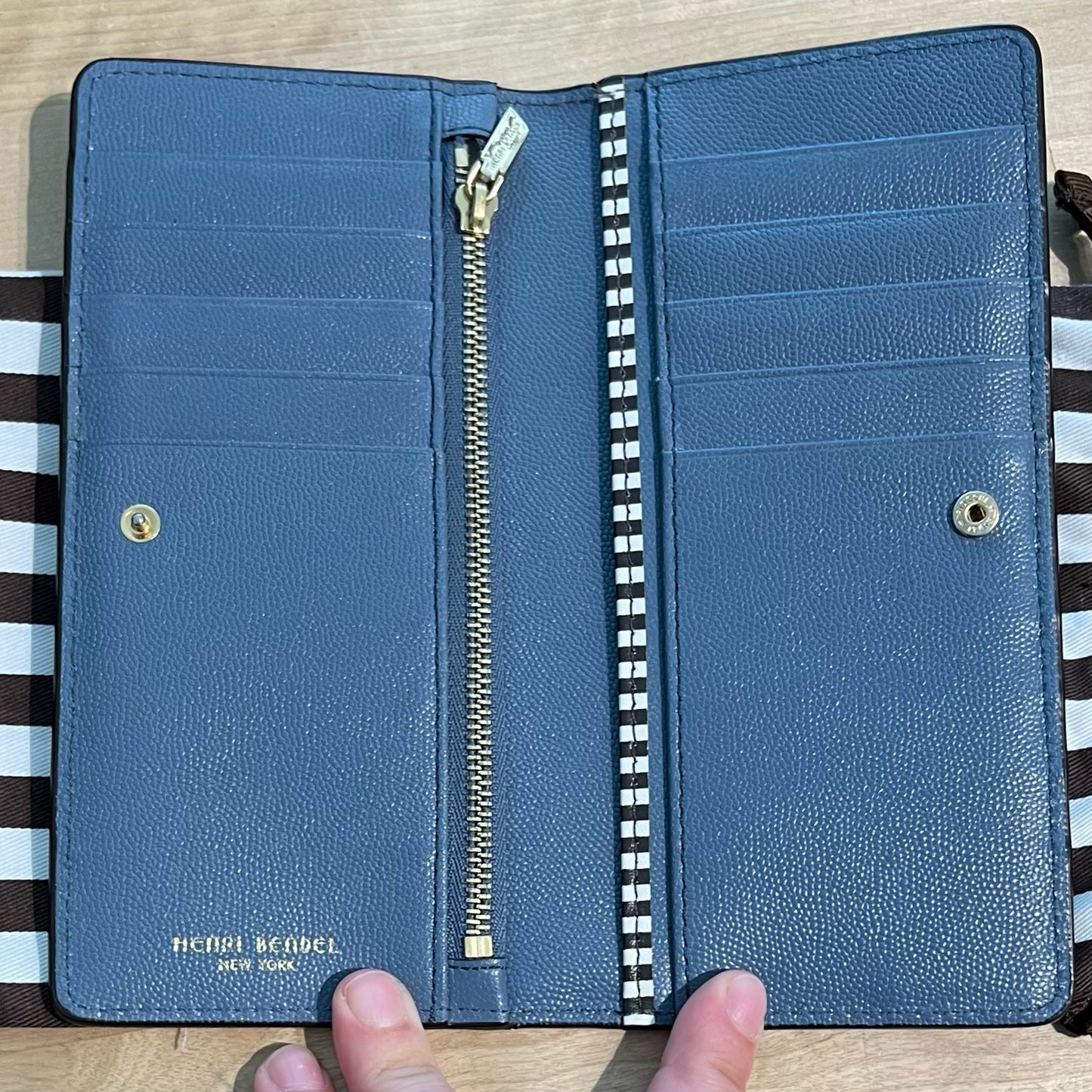 Henri Bendel Wallet