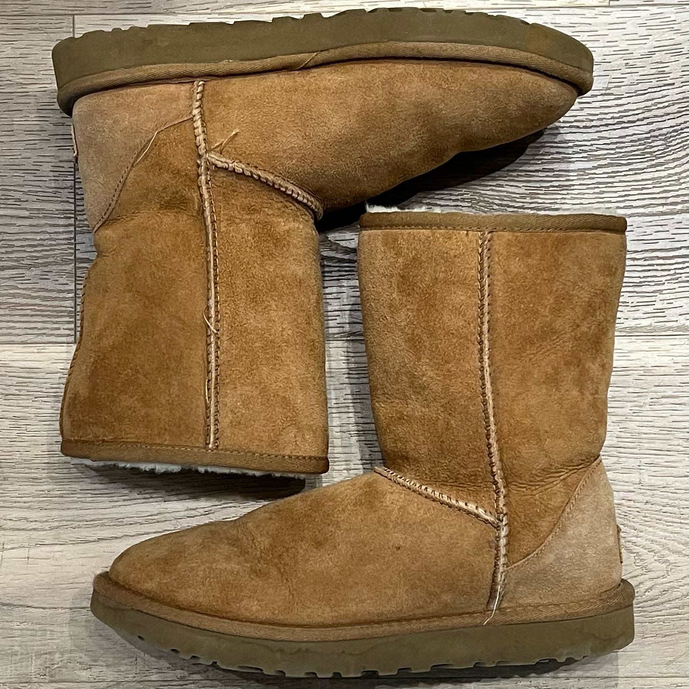 UGG Size 8 Boots