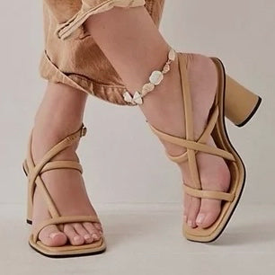 Free People Size 39 Heels