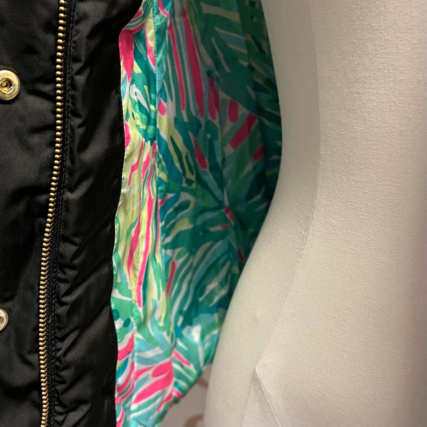 Lilly Pulitzer Size Medium Vest