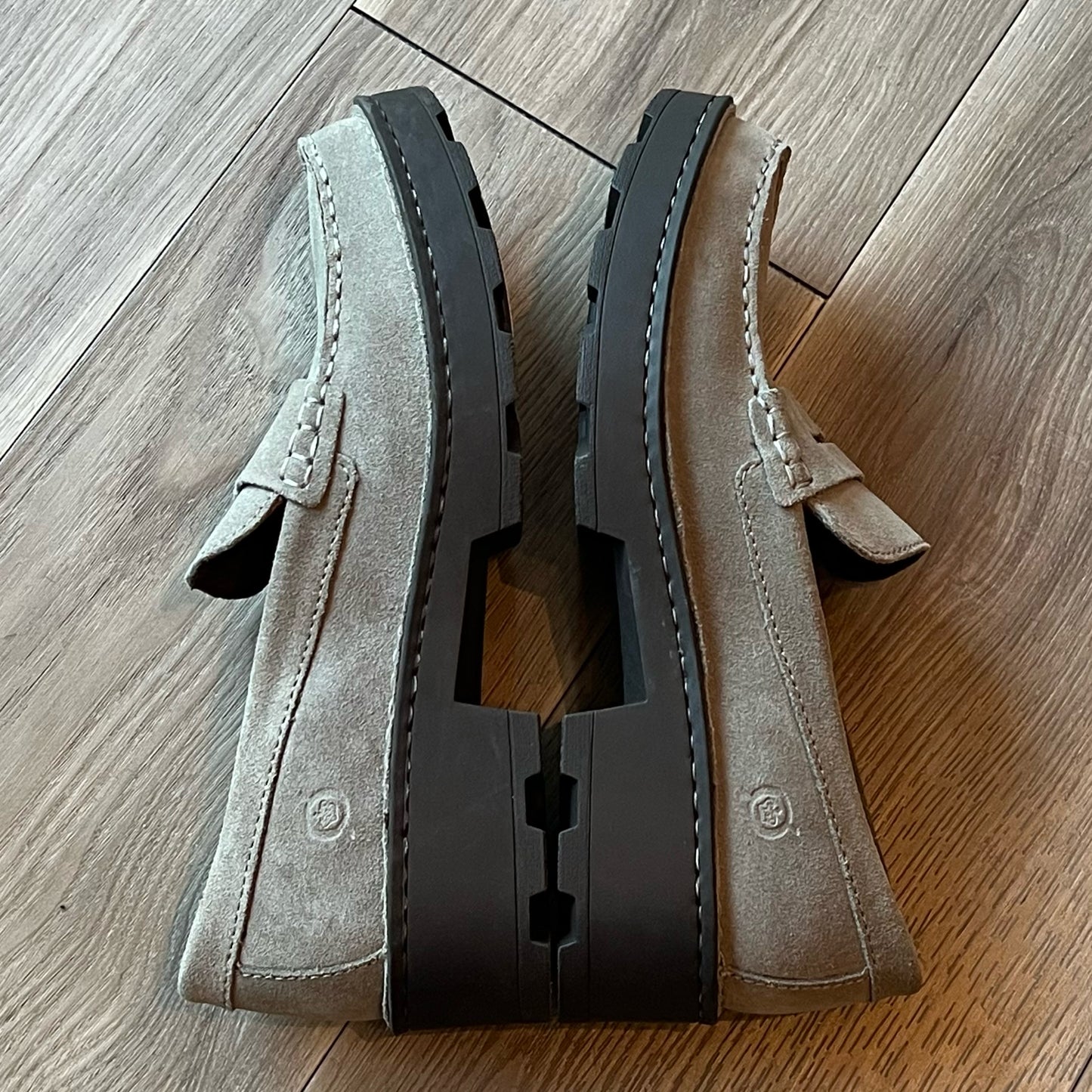 Born Size 8 Loafers