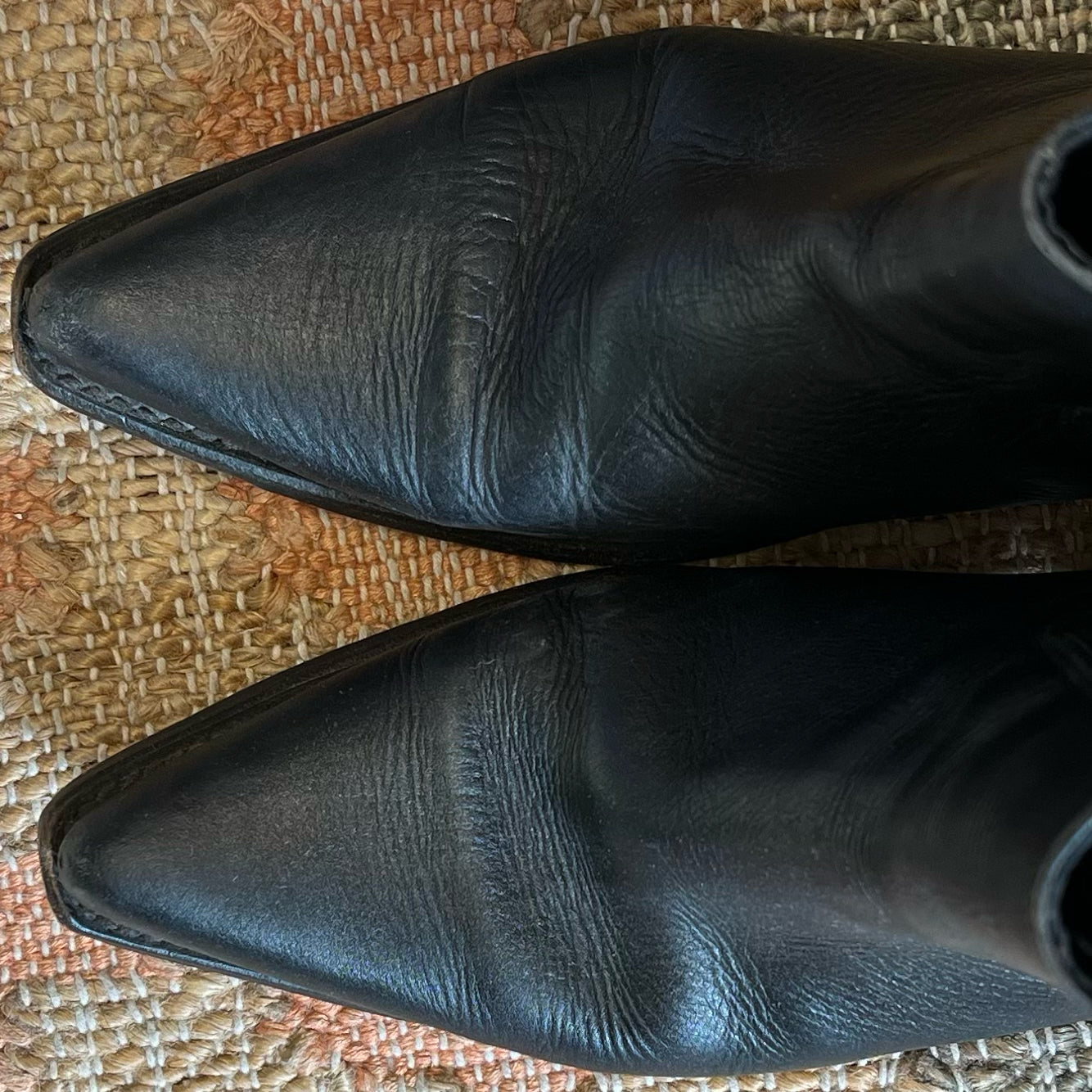 NA NA Industrial Strength Size 9 Boots