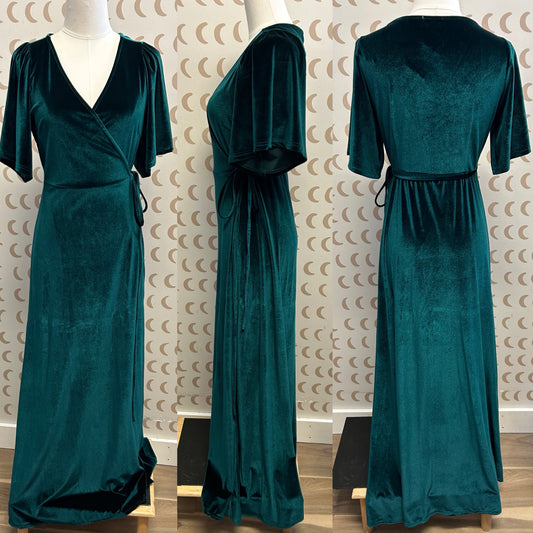 Baltic Born Size Large Dress
