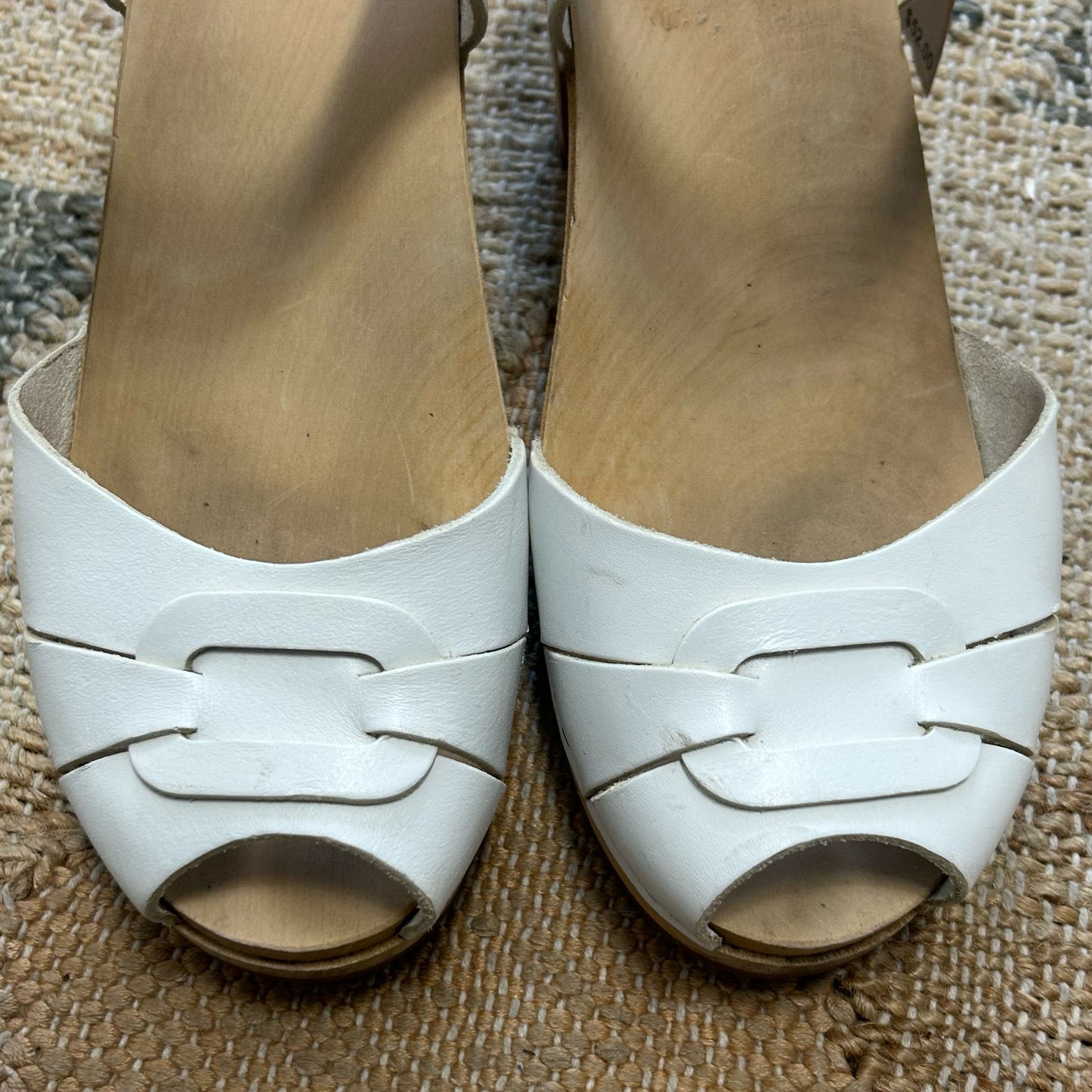 Swedish Hasbeens Size 38 Clogs