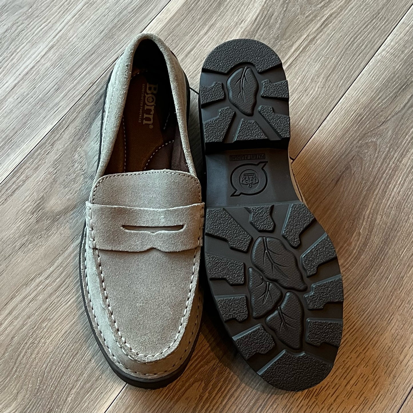 Born Size 8 Loafers