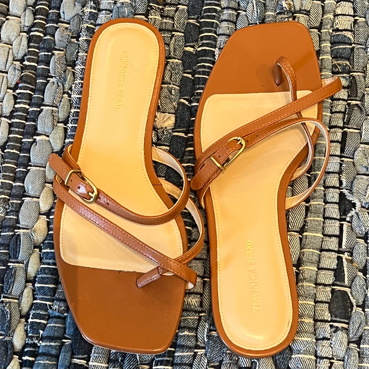 Veronica Beard Size 7.5 Sandals