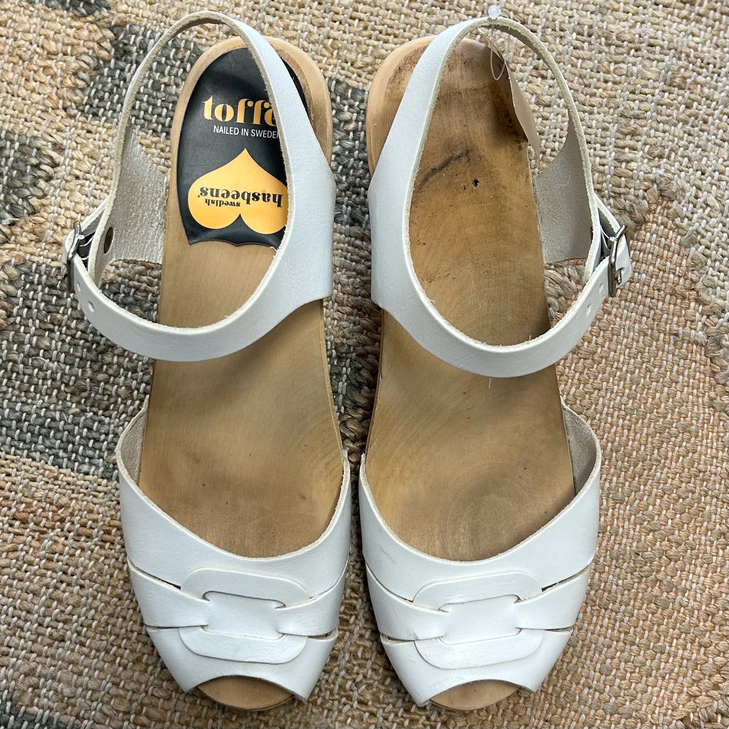 Swedish Hasbeens Size 38 Clogs