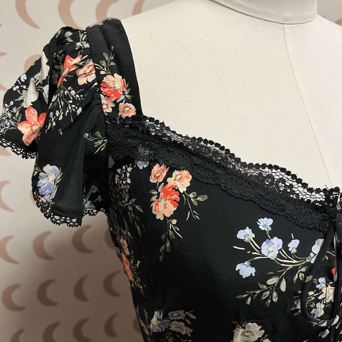Gap Size Medium Dress