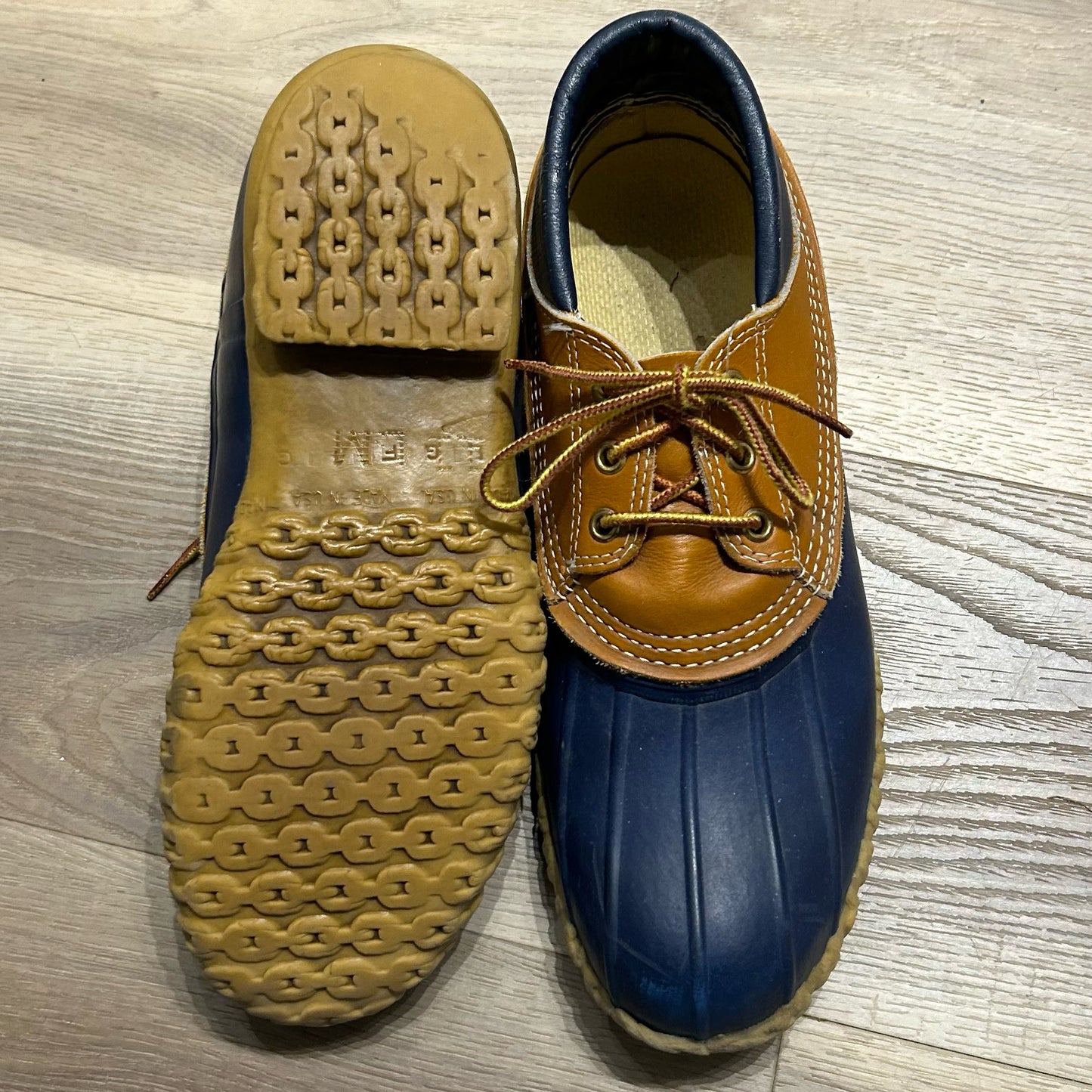 LL Bean Size 11 Shoes