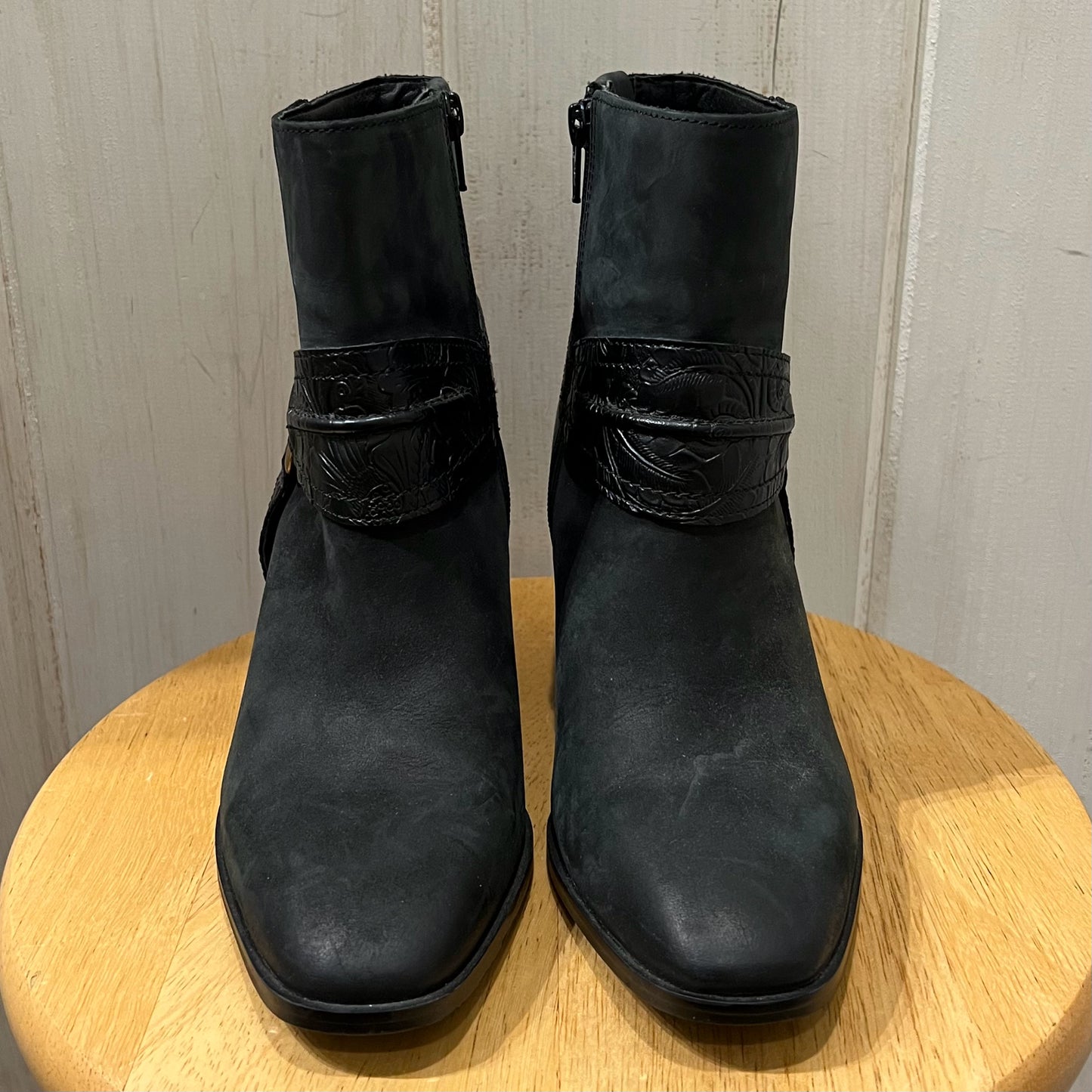 Vionic Size 7 Boots