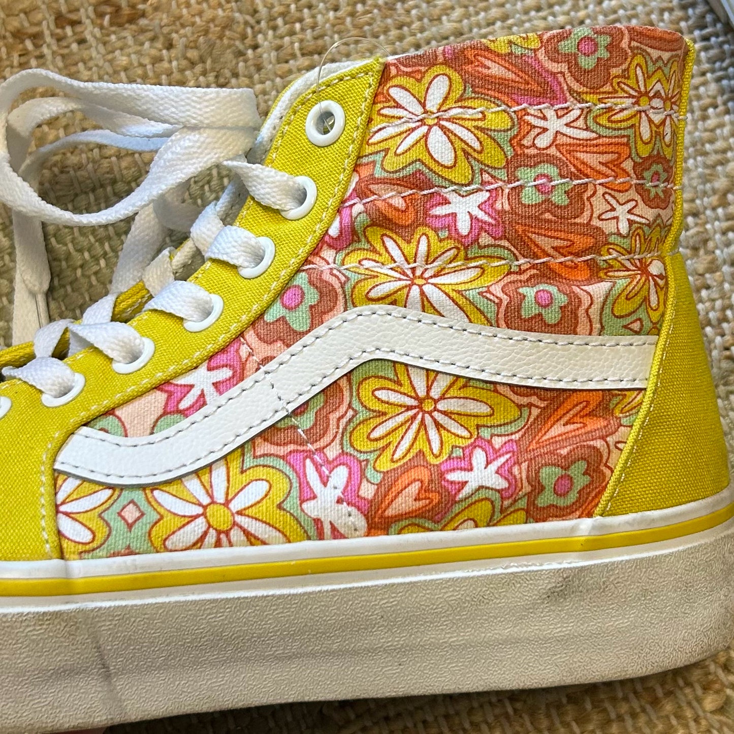 VANS Size 9.5 Sneakers