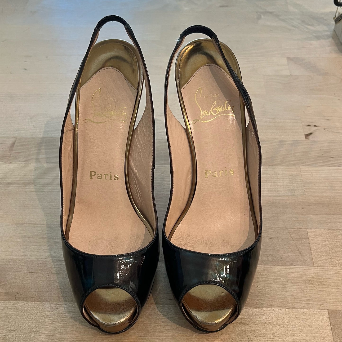 Christian Louboutin Size 37 Heels