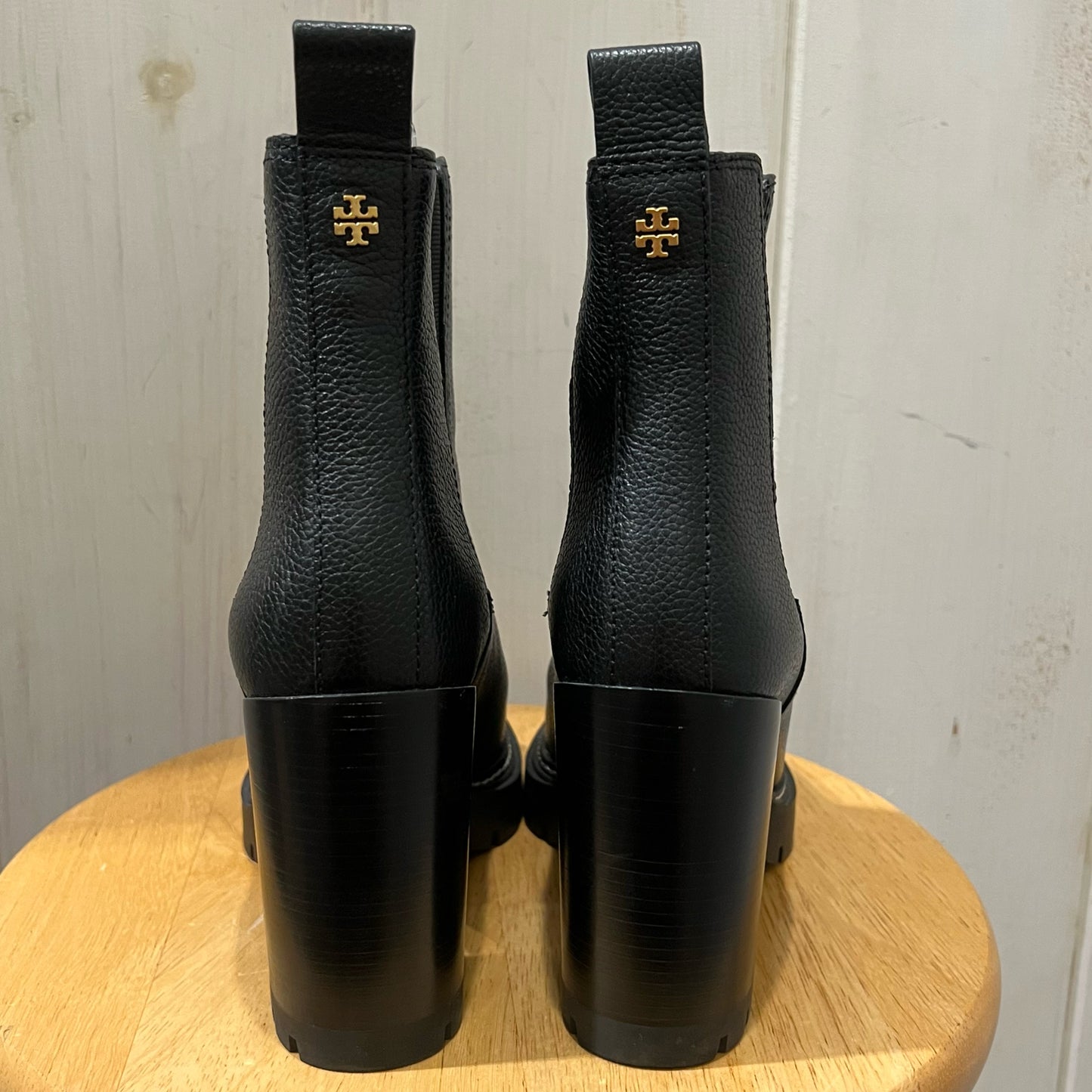 Tory Burch Size 7 Boots