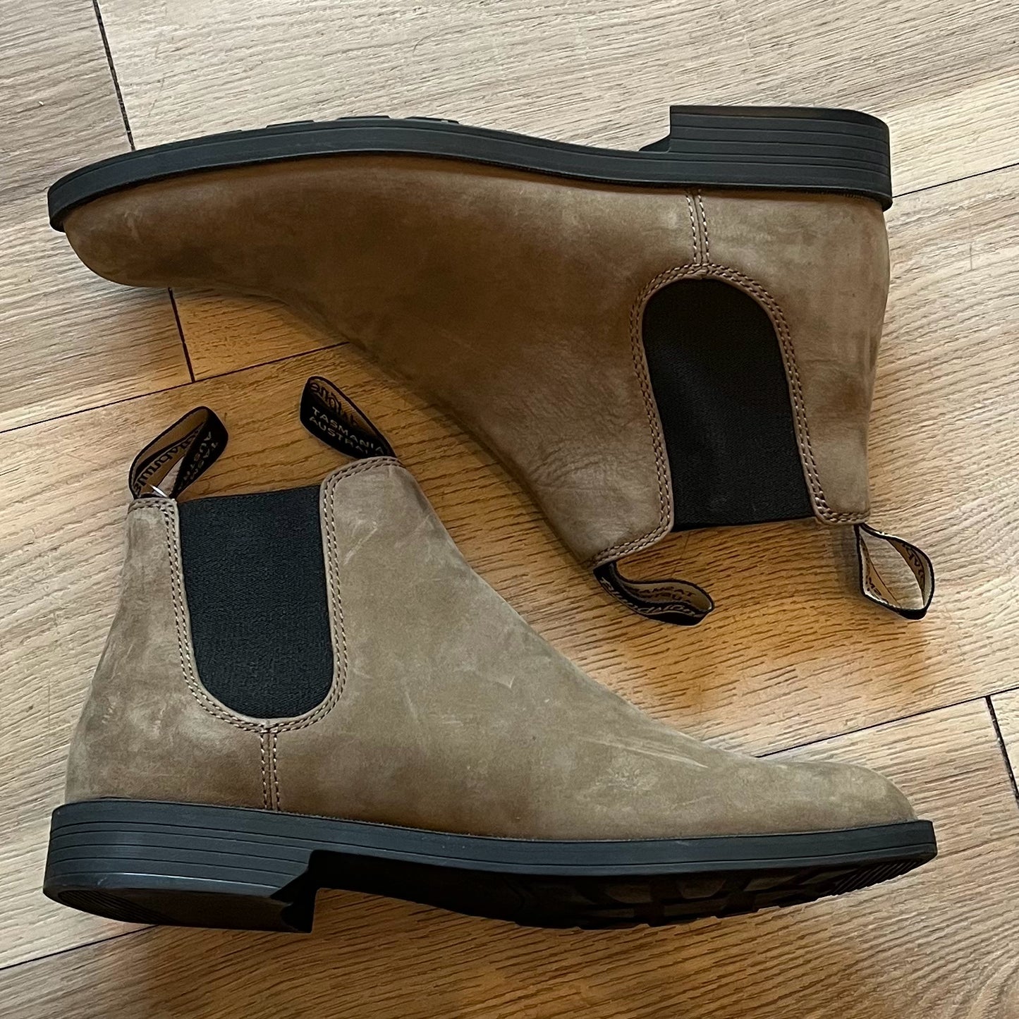 Blundstone Size 6 Boots