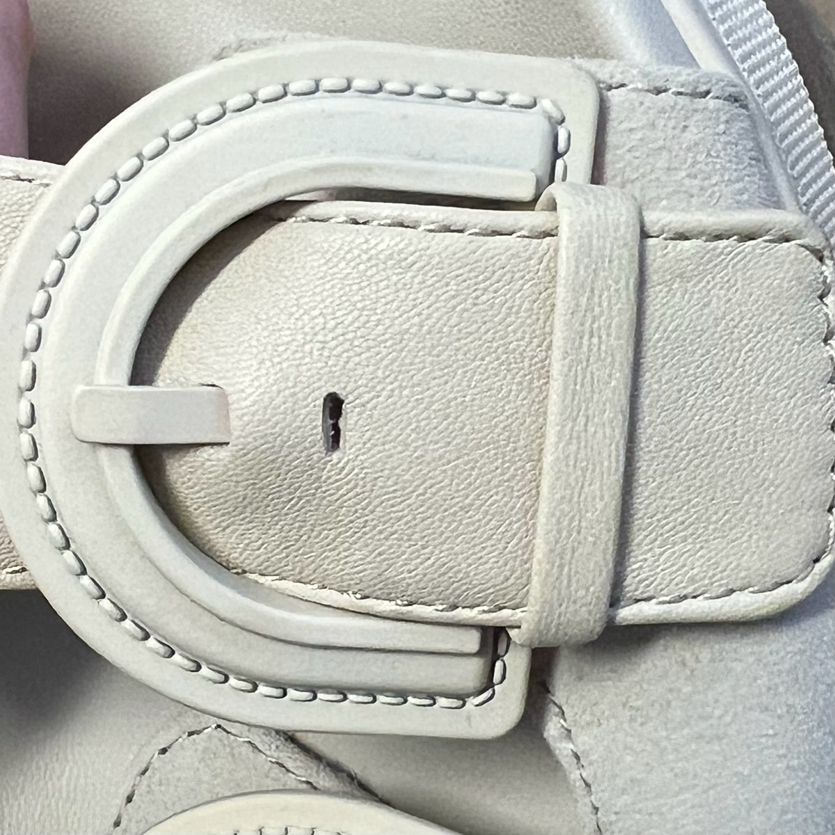 Cougar Size 8 Sandals