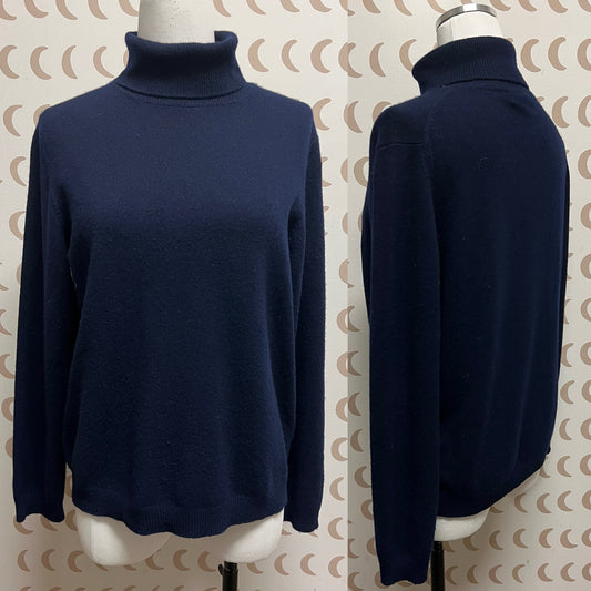 Lands End Size Medium Sweater