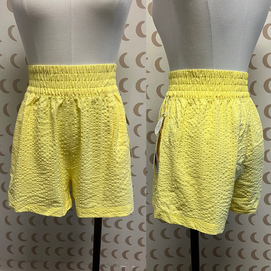 Vuori Size Medium Shorts