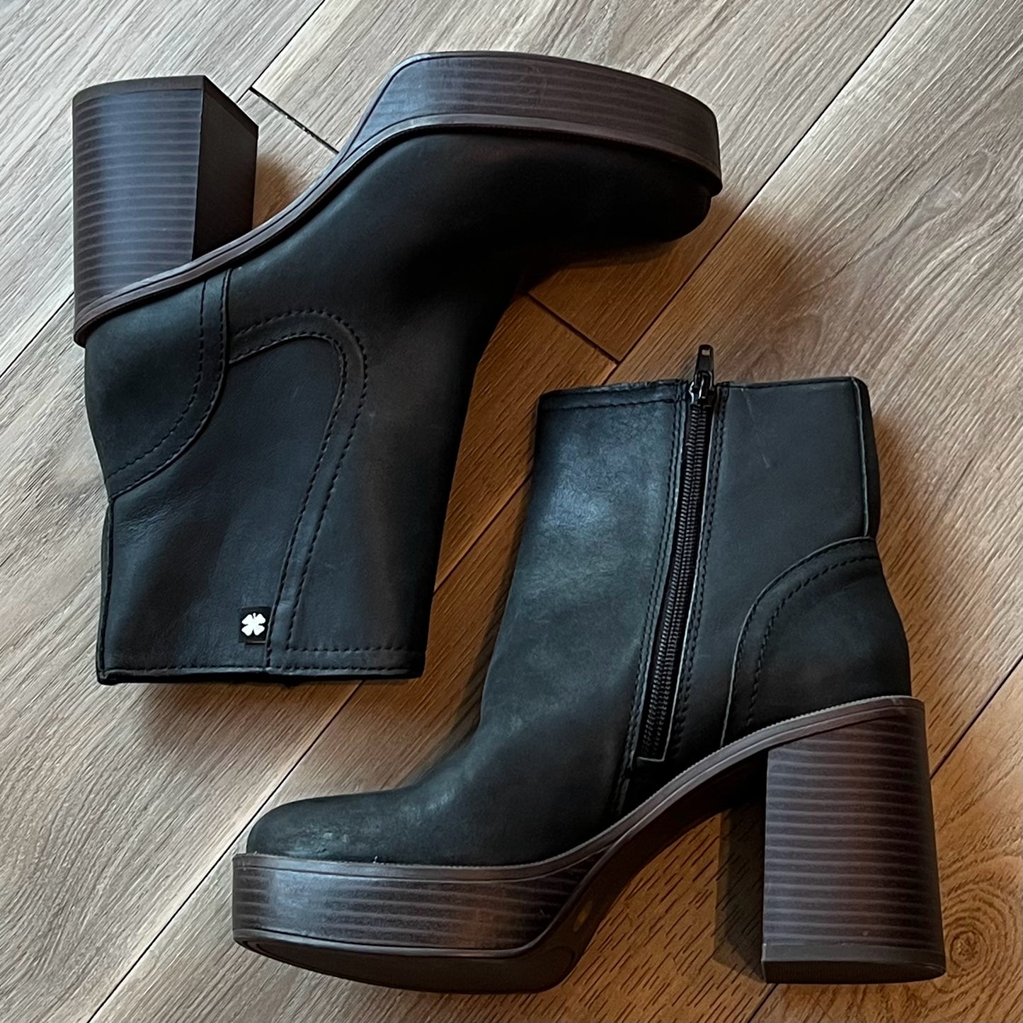 Lucky Brand Size 6 Boots