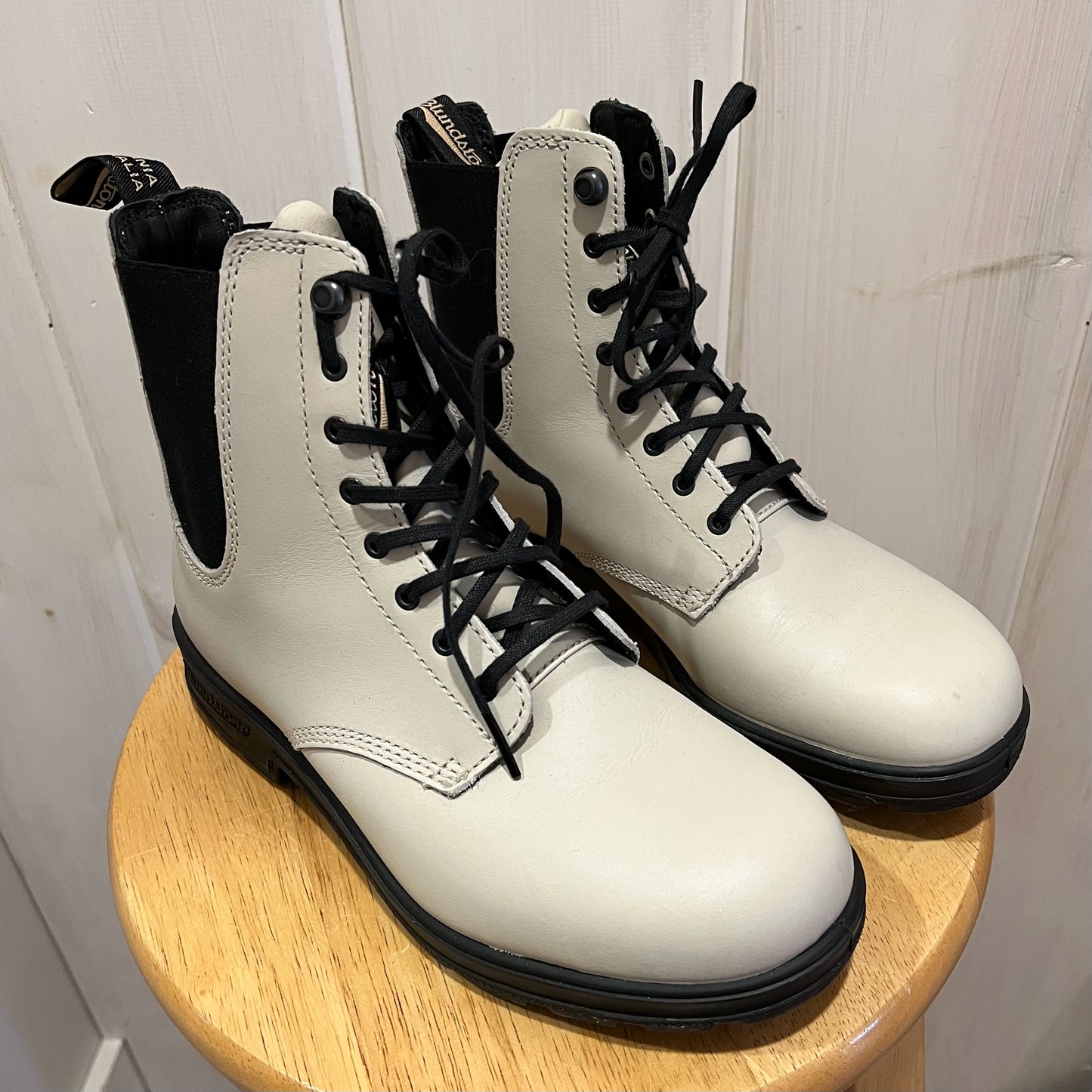 Blundstone Size 9 Boots