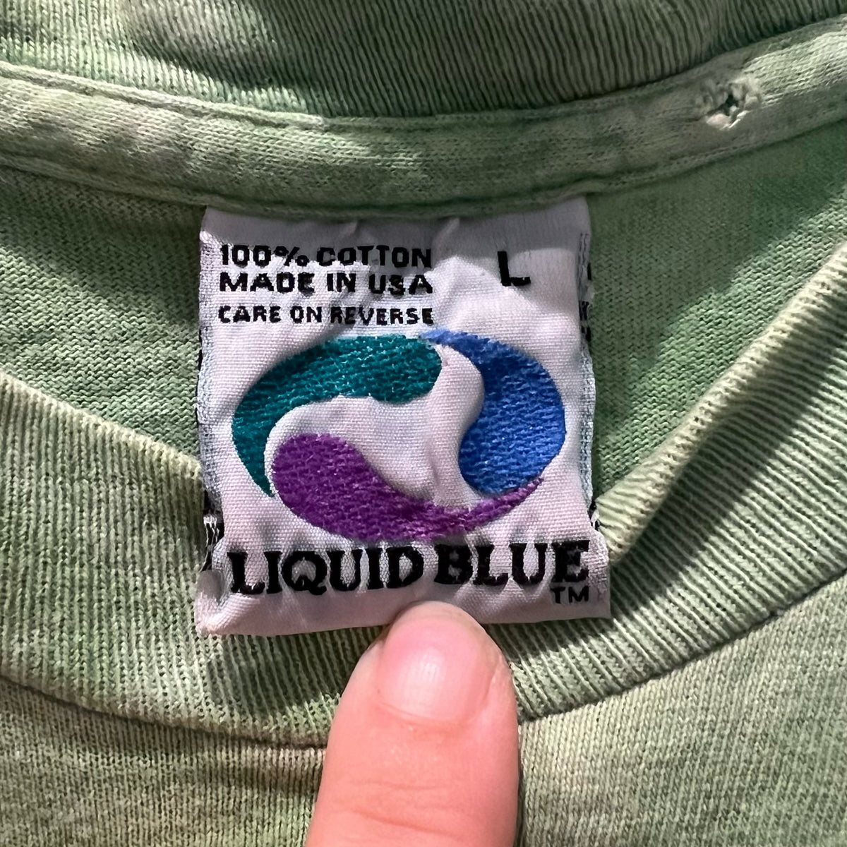 Liquid Blue Size Large T-shirt