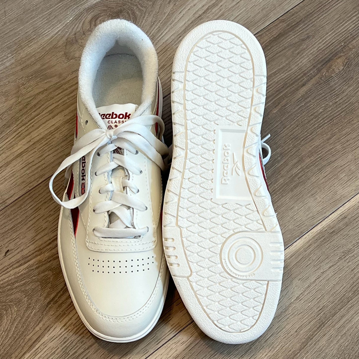 Reebok Size 8 Sneakers