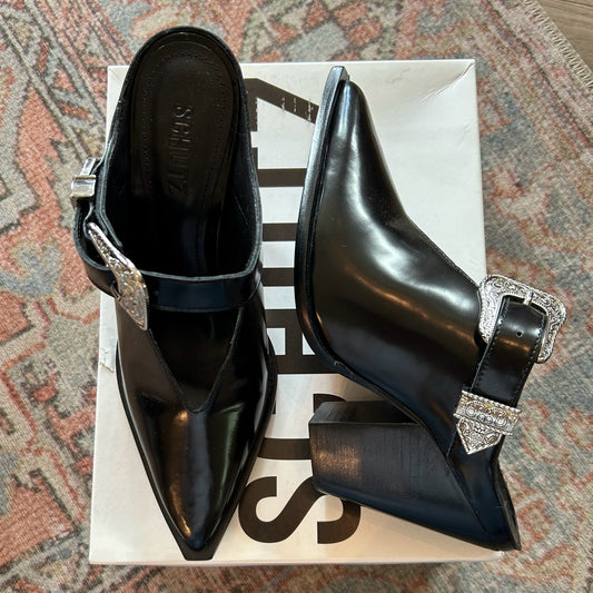 Schutz Size 6.5 Heels