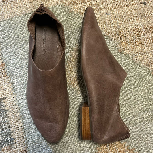 Chocolate Blu Size 8.5 Shoes