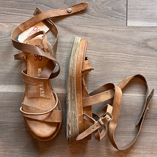 A.S. 98 Size 37 Sandals