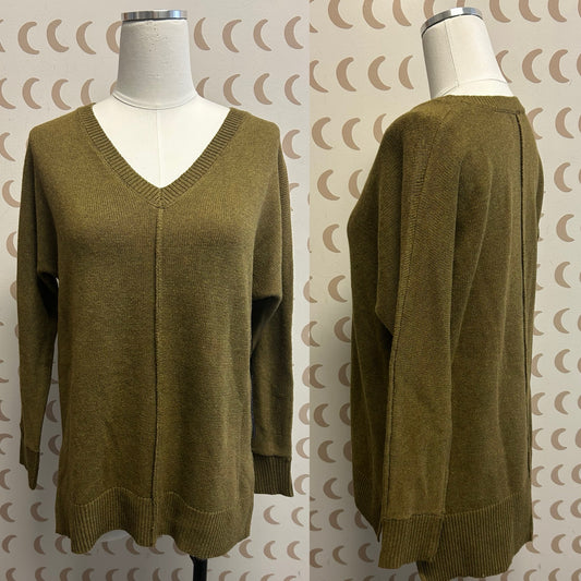 Tahari Size XS Sweater