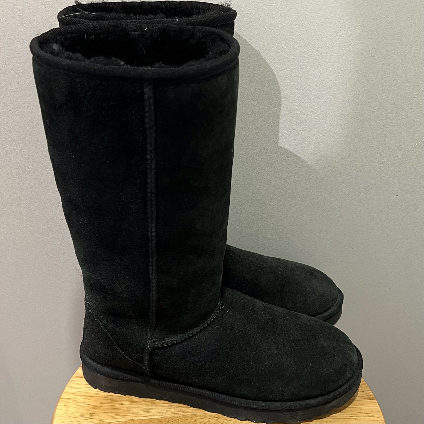 UGG Size 9 Boots
