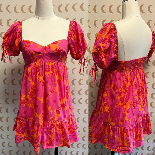 OLIVACEOUS Size Small Dress
