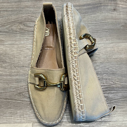 ZARA Size 37 Flats