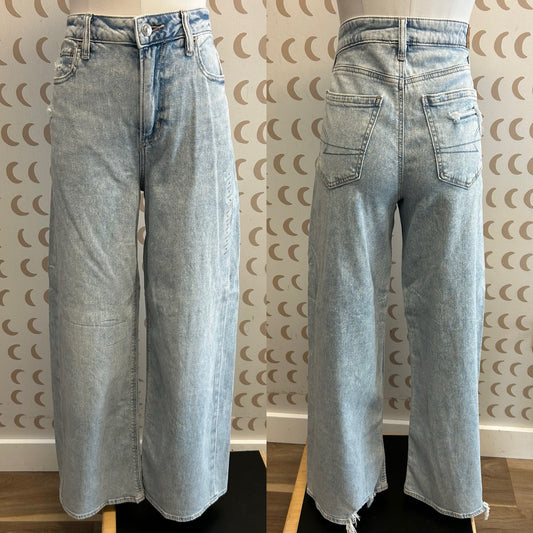 American Eagle Size 4 Jeans