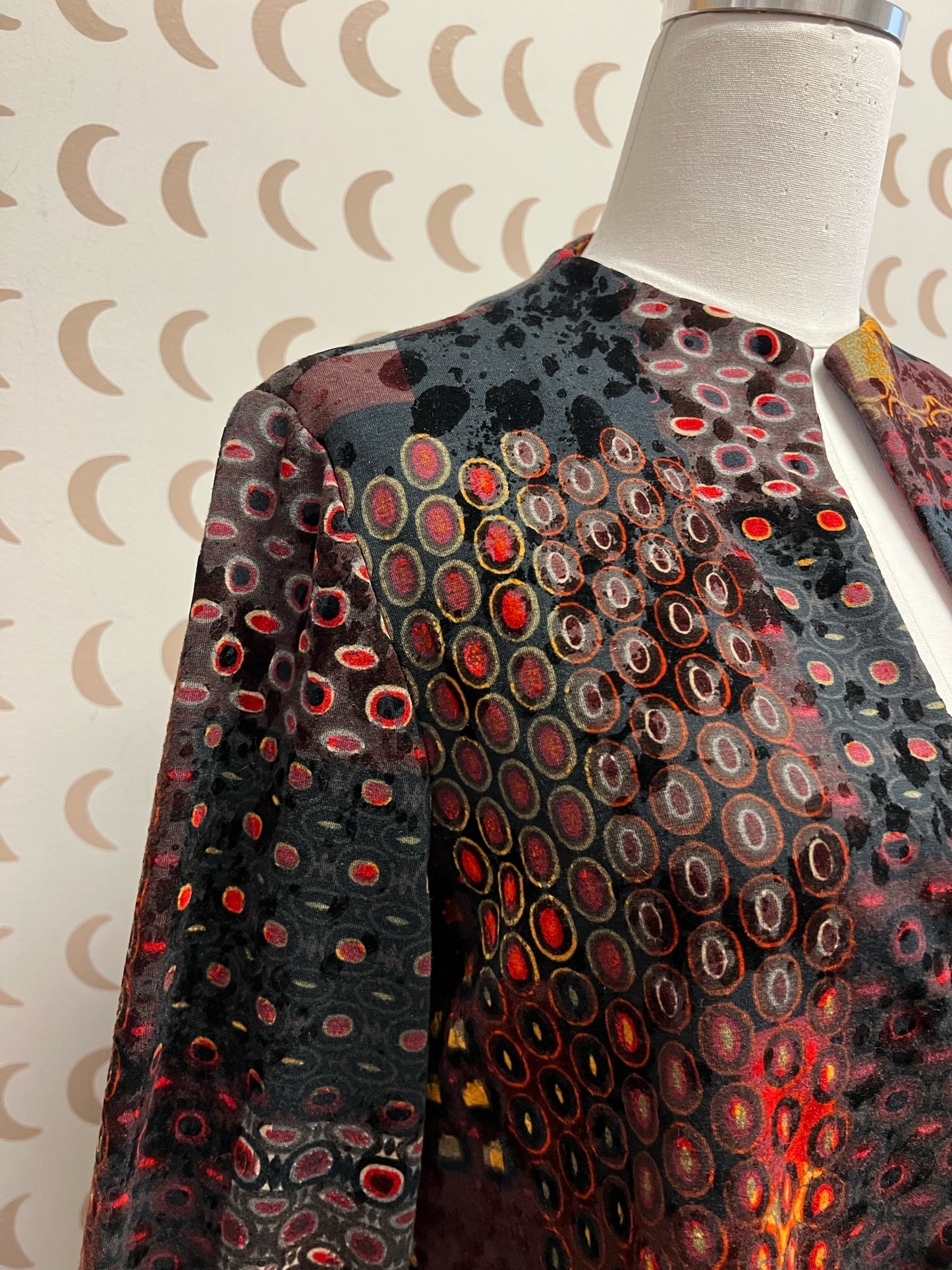 Joseph Ribkoff Size 8 Blazer