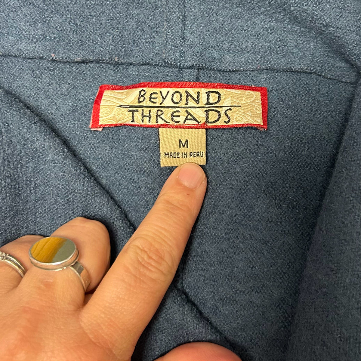 Beyond Threads Size Medium Coat