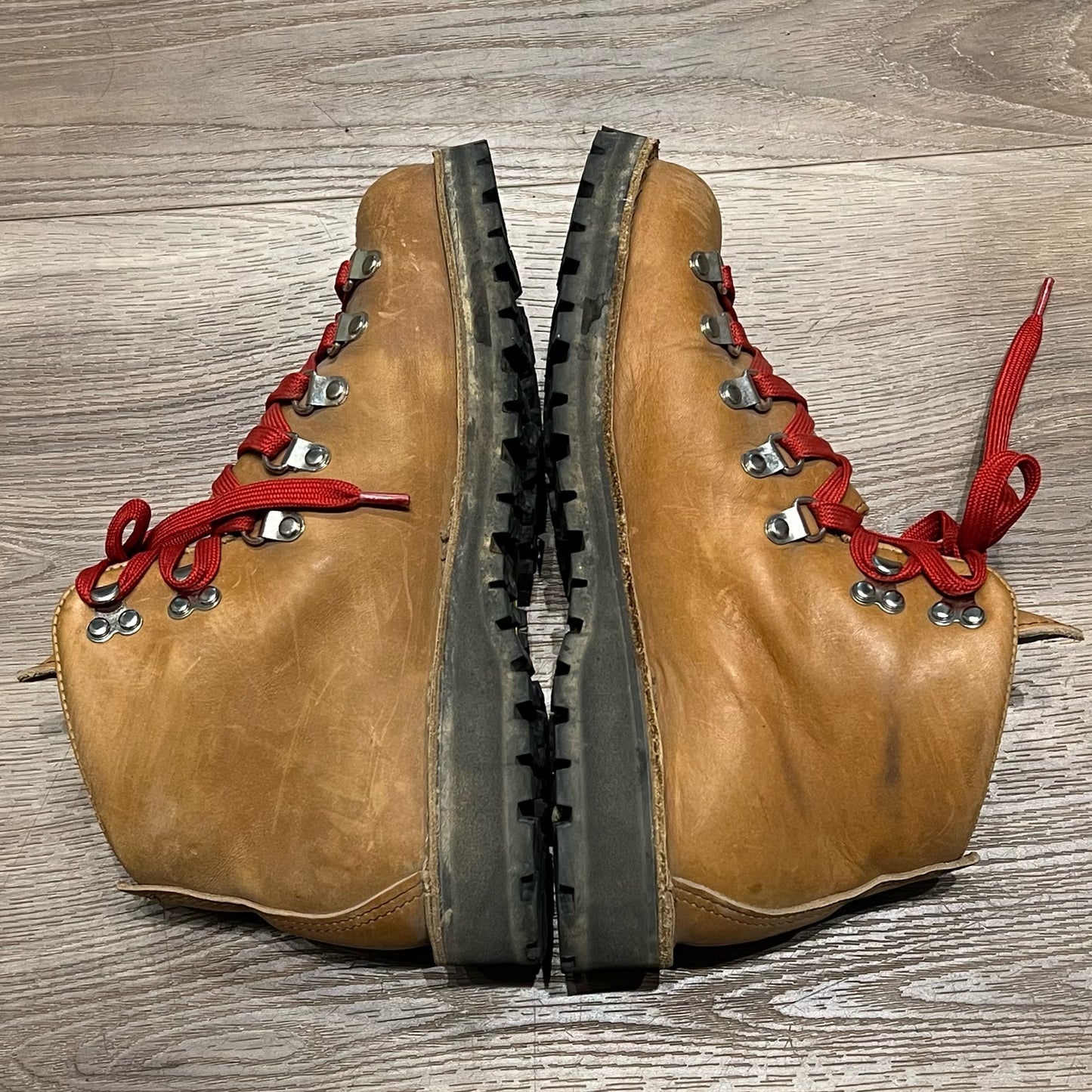 Danner Size 8 Boots