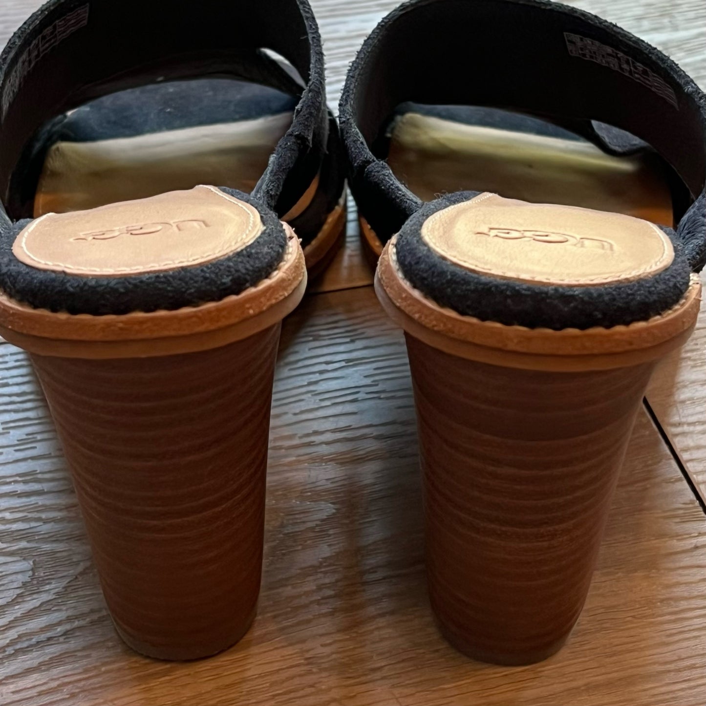 UGG Size 9.5 Heels