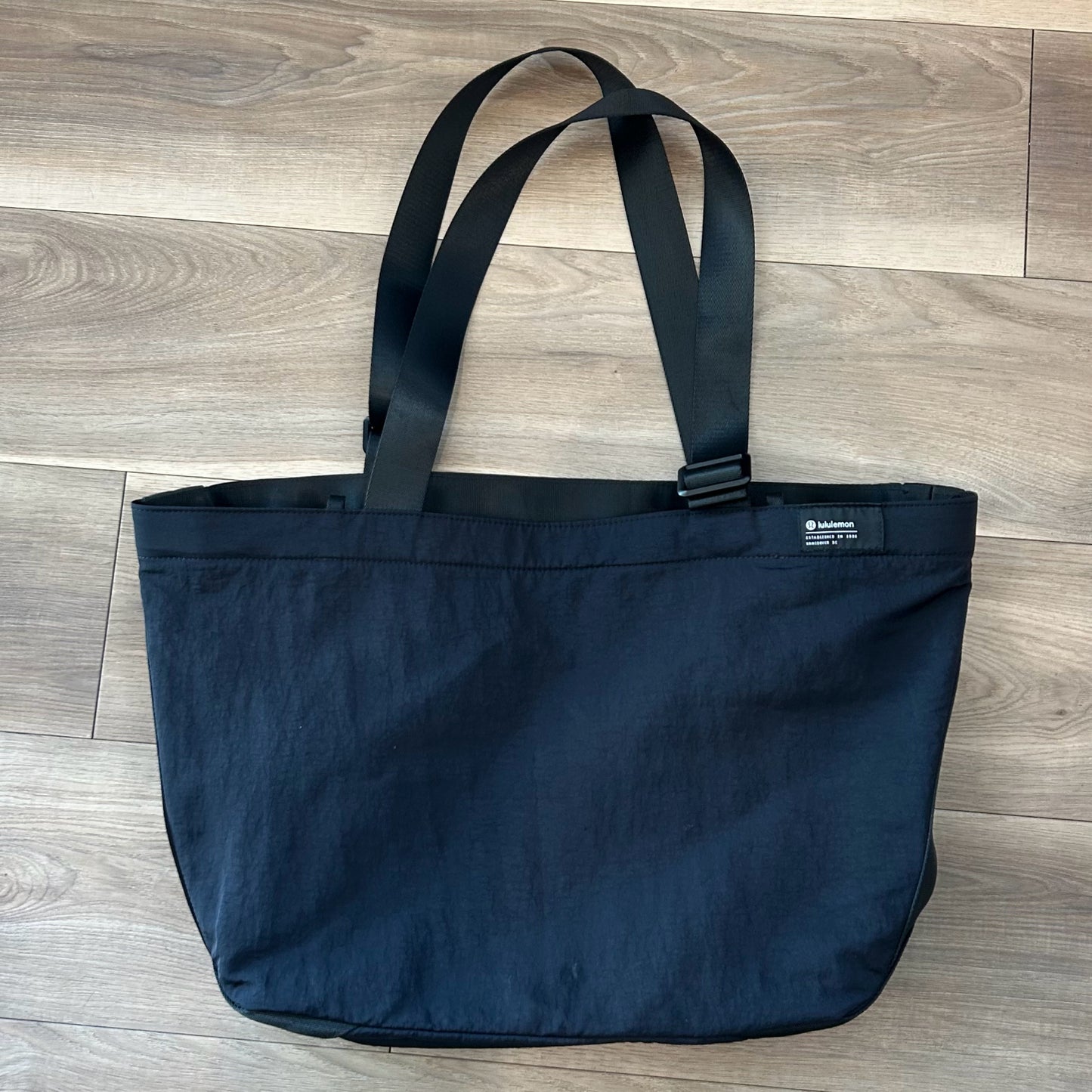 Lululemon Tote