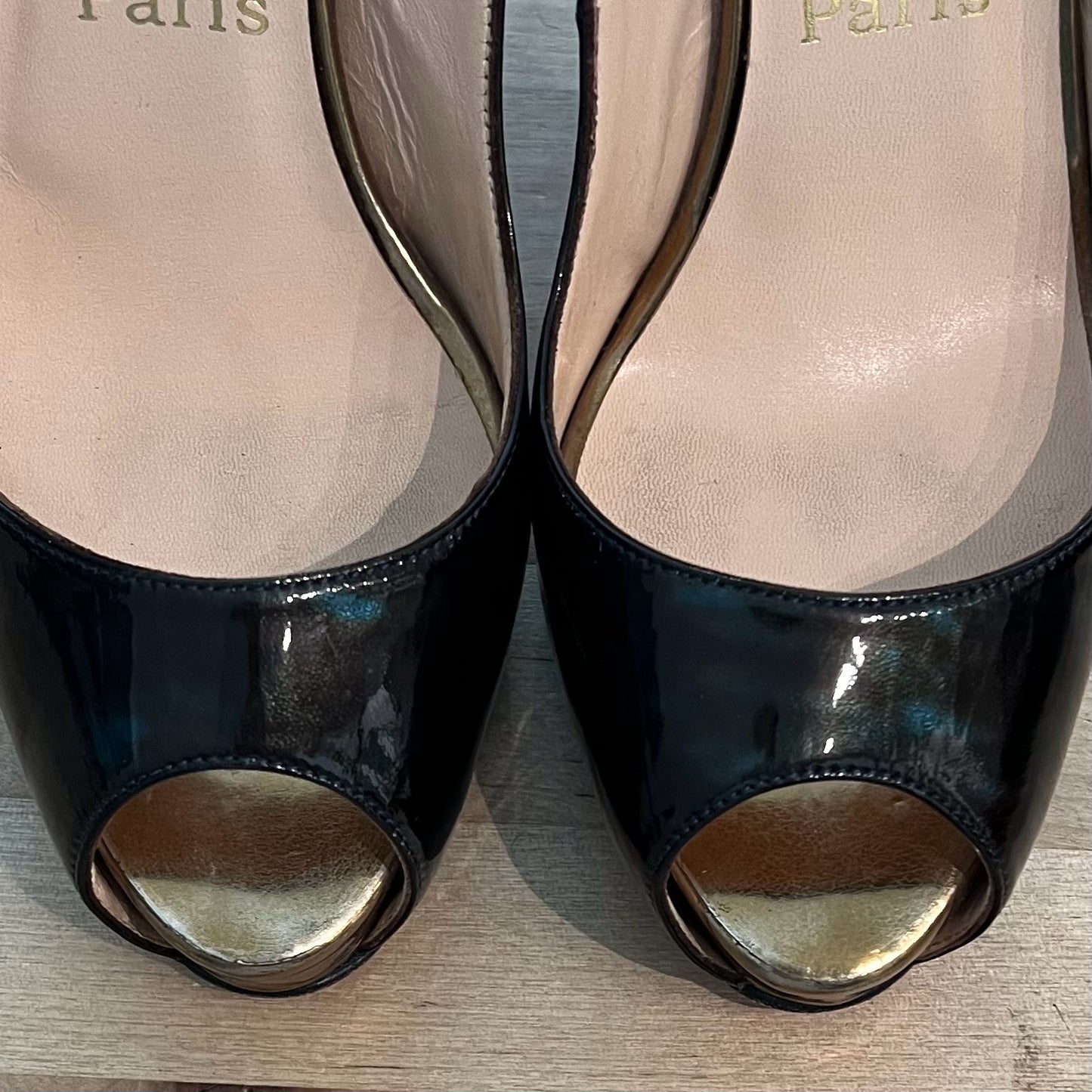 Christian Louboutin Size 37 Heels