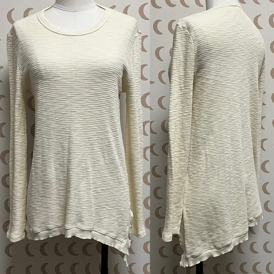 dylan Size Medium Top