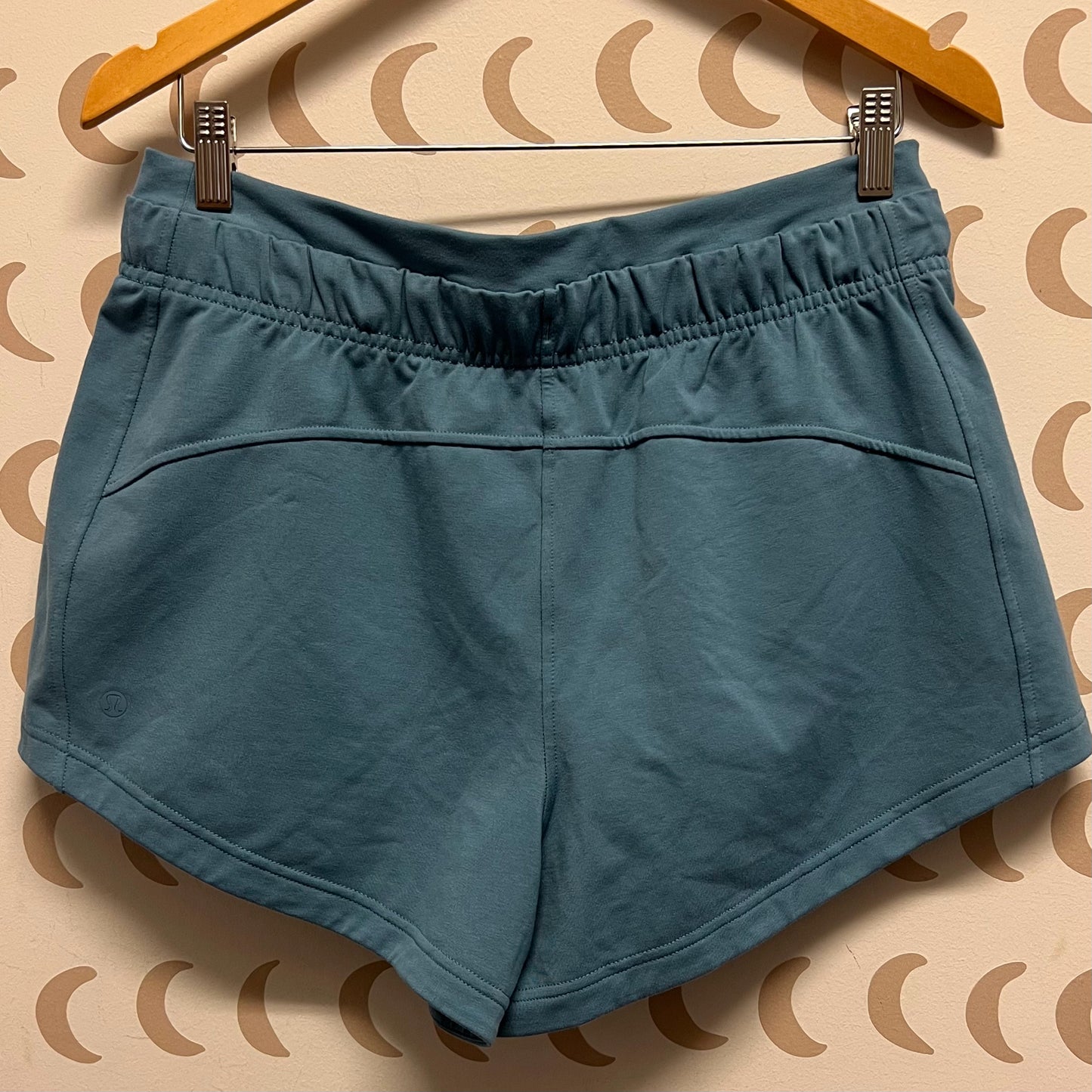 Lululemon Size 10 Shorts