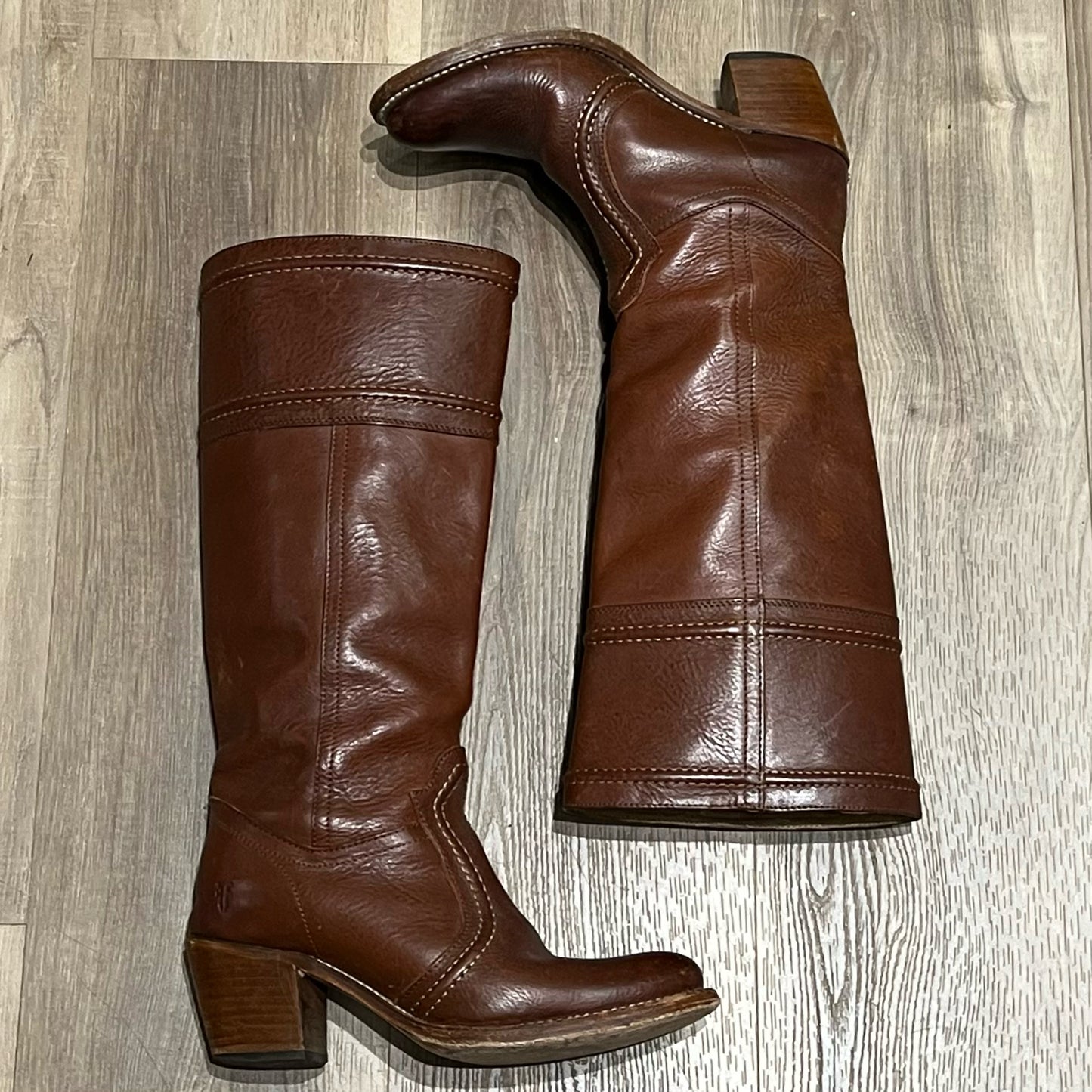 FRYE Size 7.5 Boots